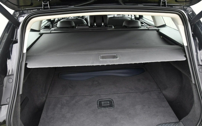Ford Mondeo cena 39900 przebieg: 248000, rok produkcji 2016 z Małomice małe 781